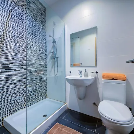 2 Bedroom With Balcony In St Julians, Pacevile, 6 By Vaganza