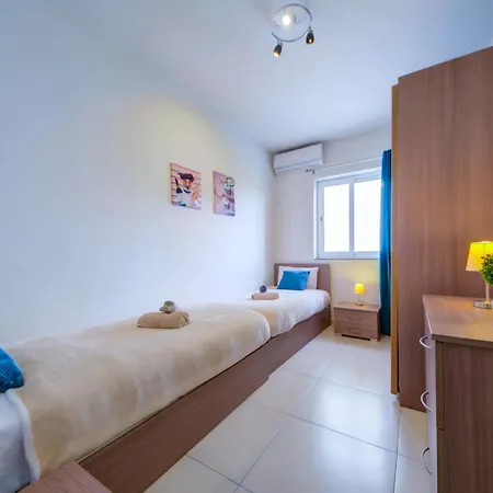 Stylish 2br With Balconies In St Julians, Paceville - 6 By Vaganza *