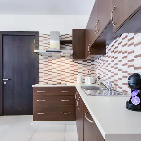 Stylish 2br With Balconies In St Julians, Paceville - 6 By Vaganza شقة *
