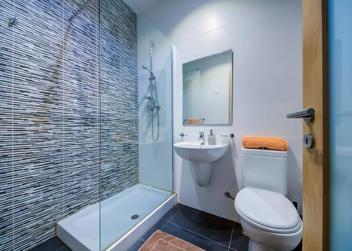 Stylish 2br With Balconies In St Julians, Paceville - 6 By Vaganza