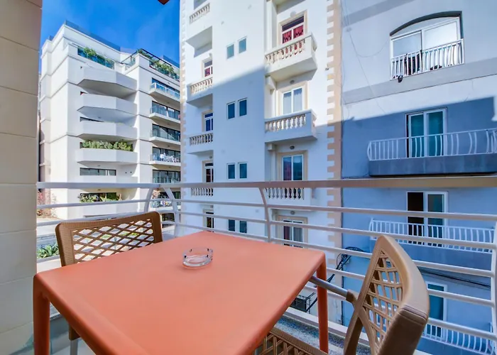 Lägenhet Stylish 2br With Balconies In St Julians, Paceville - 6 By Vaganza St. Julian's